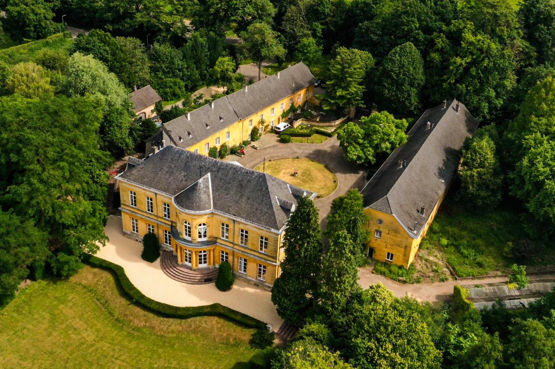 Hotel Kasteel Oost 팔켄뷔르흐안더횔 외부 사진